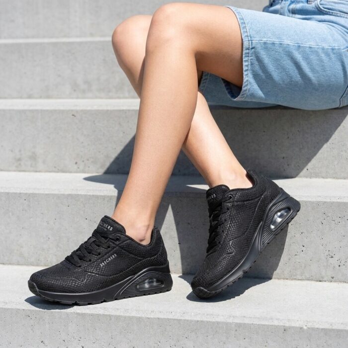 Skechers Uno Shiny Scale Sneakers zwart