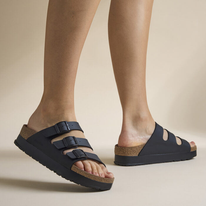 Papillio Birkenstock Florida Slippers zwart