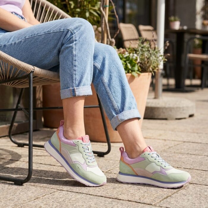 tamaris Sneakers groen Synthetisch