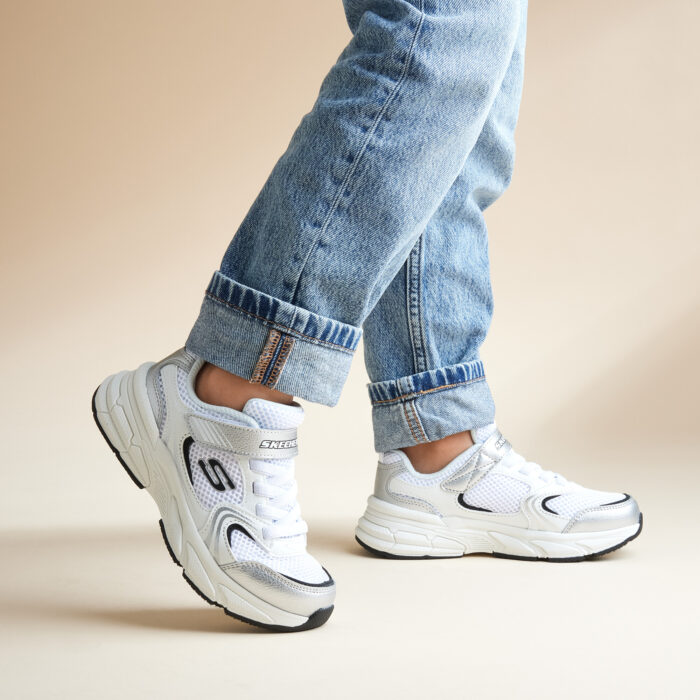 Skechers Retro Graph Sneakers wit Textiel