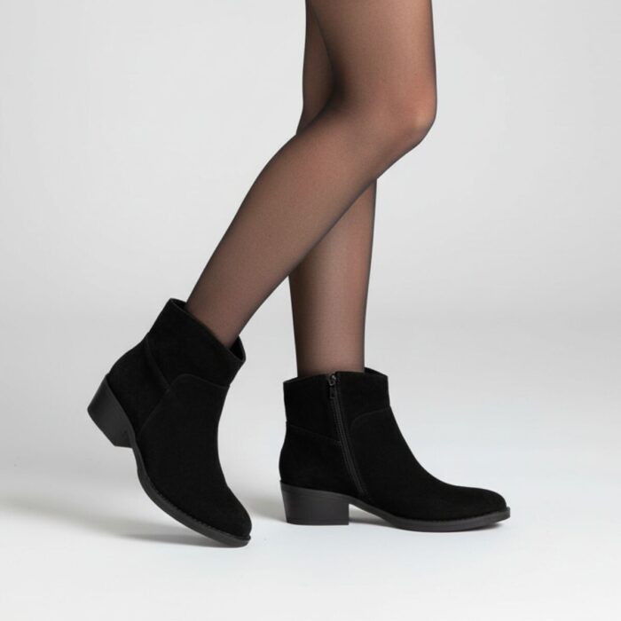 Cellini Enkellaarsjes zwart Suede