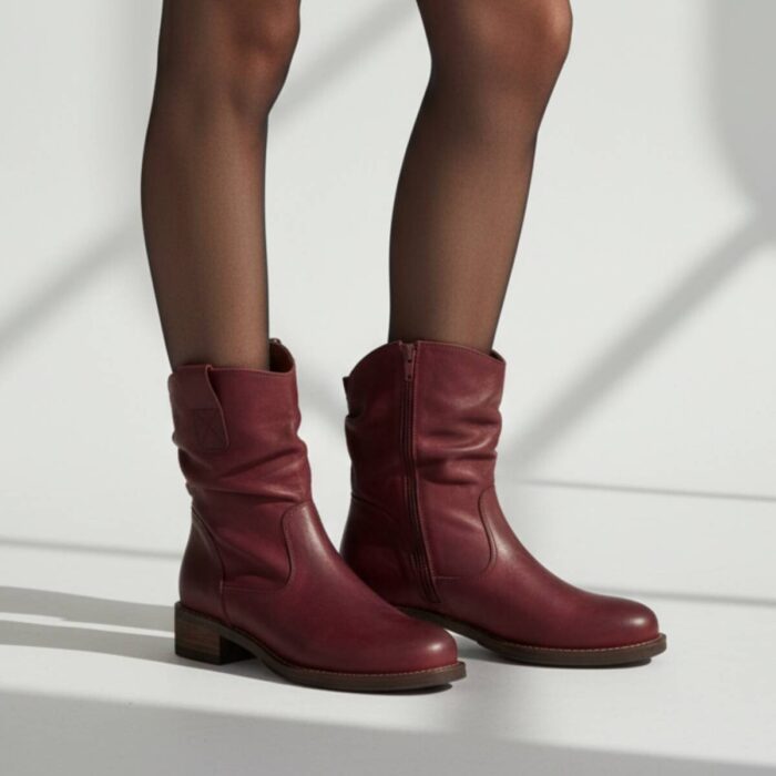 Cellini Plooi Enkellaarsjes rood Nubuck – Bordeaux