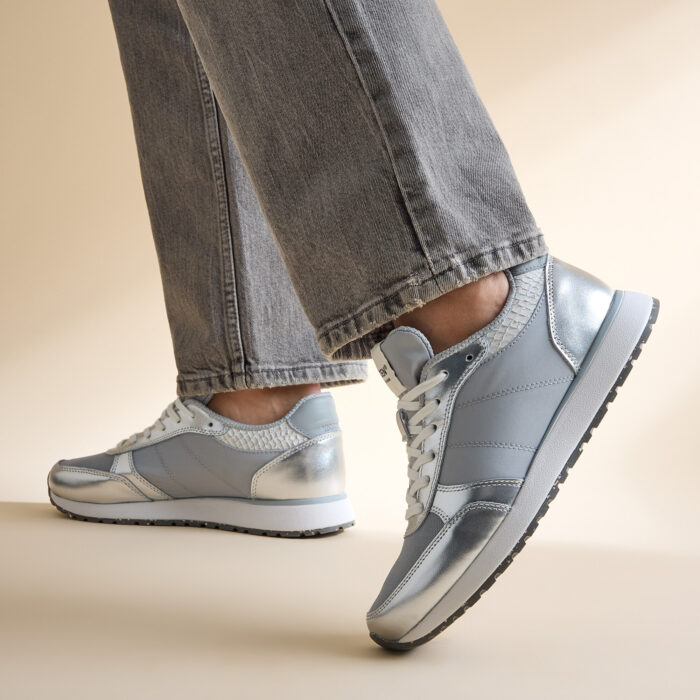 Woden Ronja Metallic Sneakers zilver Leer