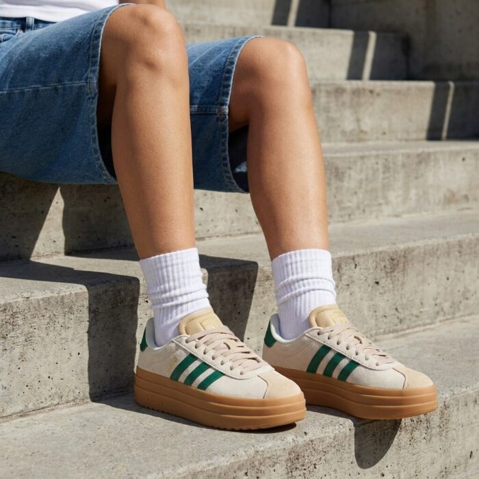 Adidas VL Court Bold Sneakers beige Leer