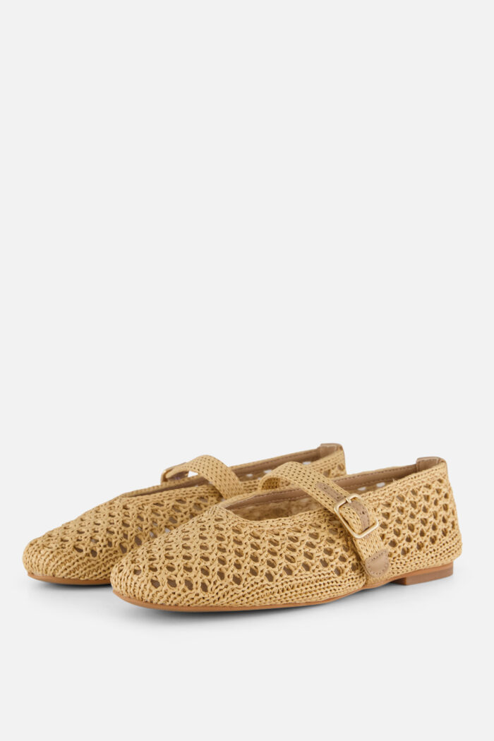 Cellini Ballerina’s beige Raffia