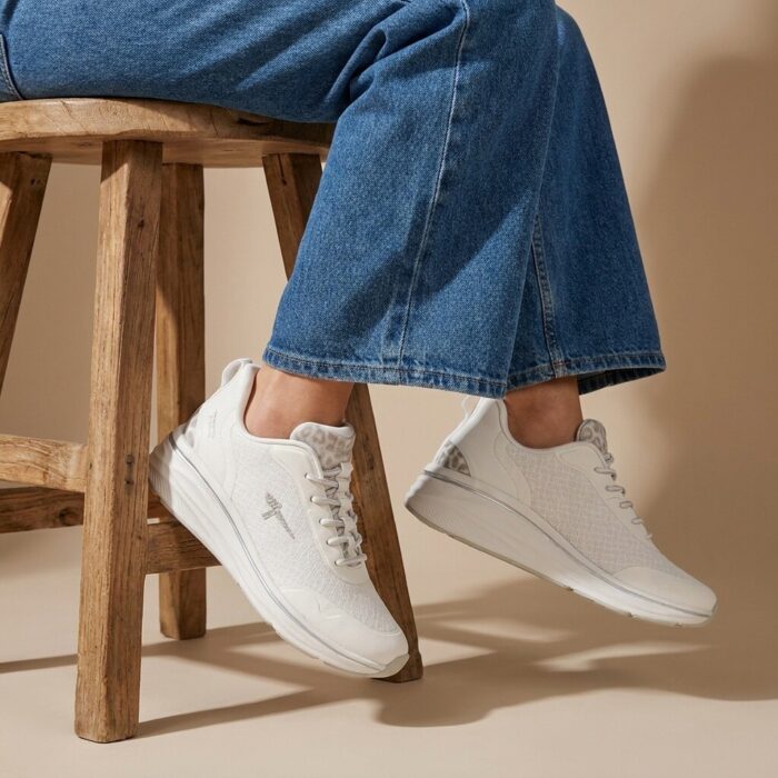 Tamaris Light Weight Sneakers wit Textiel