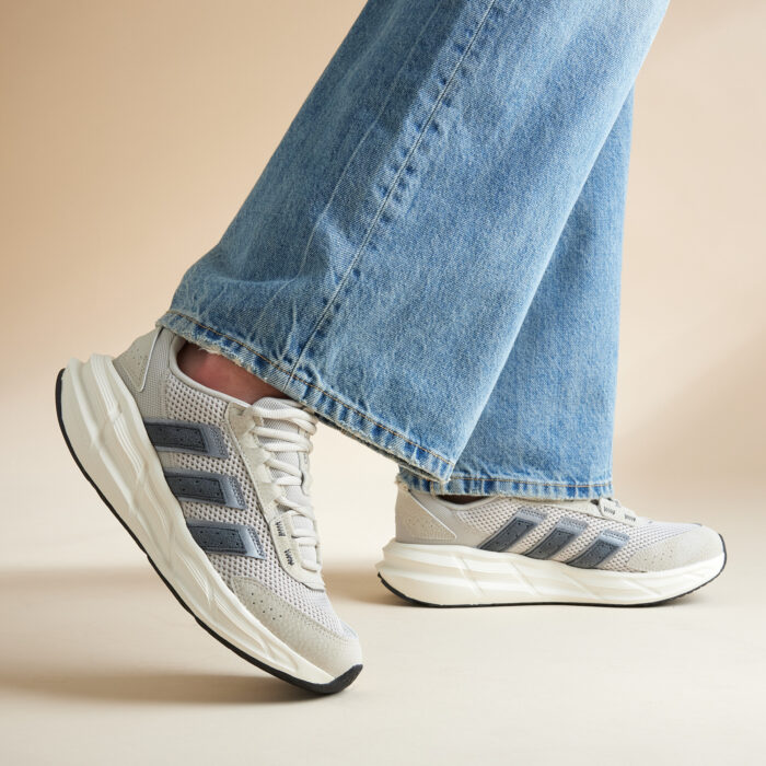 Adidas Astrastar Sneakers beige Synthetisch