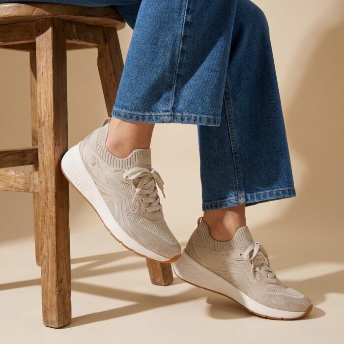 Tamaris Light Weight Sneakers beige Textiel
