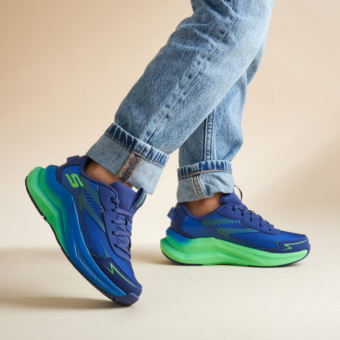 Skechers Max Cushioning Ascender Sneakers blauw