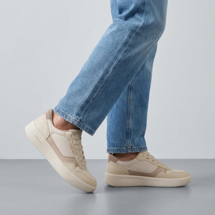 Skechers Slip-Ins Court Break Instappers beige