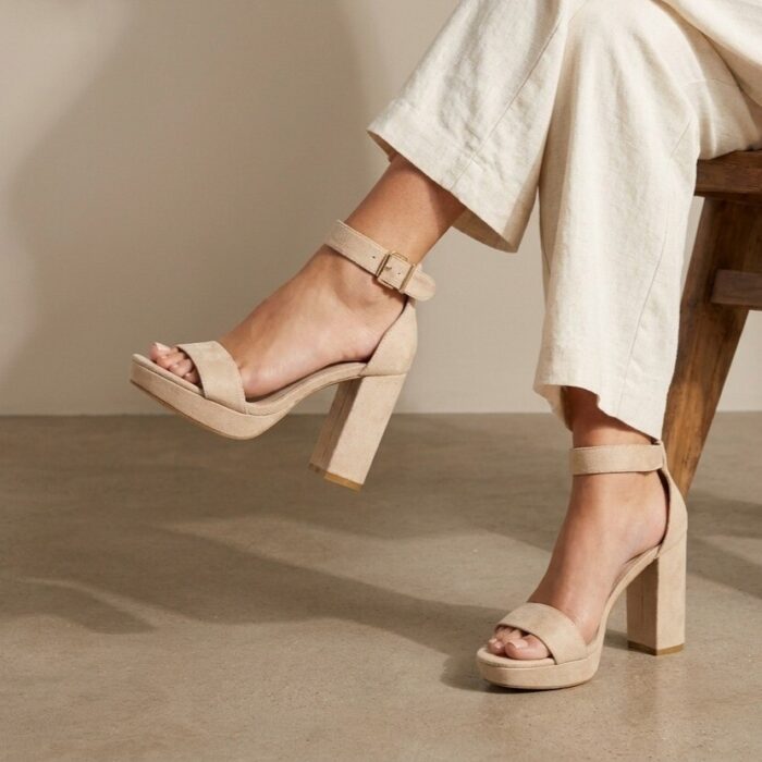 Ann Rocks Ann Rocks Sandalen met hak beige Textiel