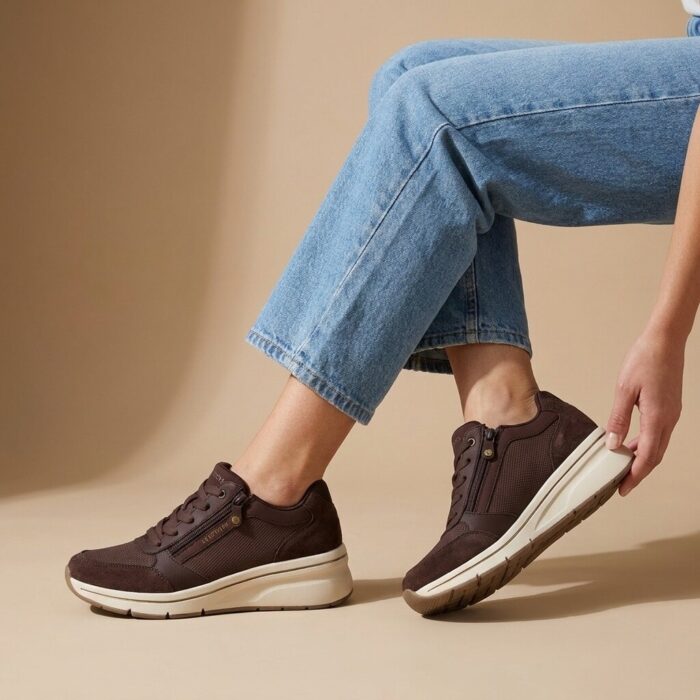 Skechers Billion Flex Luxe Up Sneakers bruin
