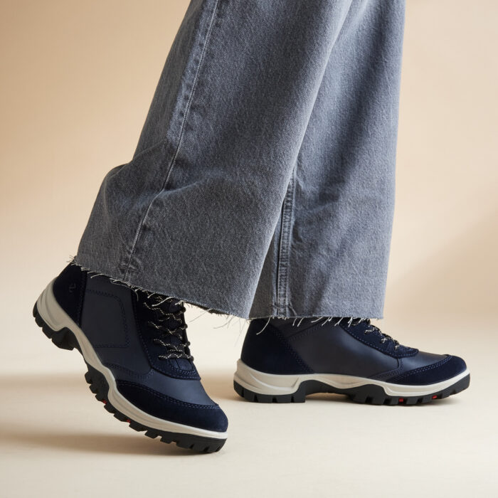 ECCO Xpedition III Veterschoenen blauw Leer