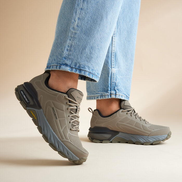 Skechers Max Protect Irongaurd Sneakers taupe