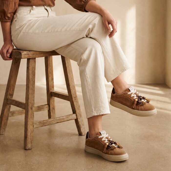 Tamaris Sneakers bruin Suede