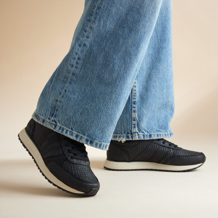 Woden Ronja Croco Sneakers zwart Leer