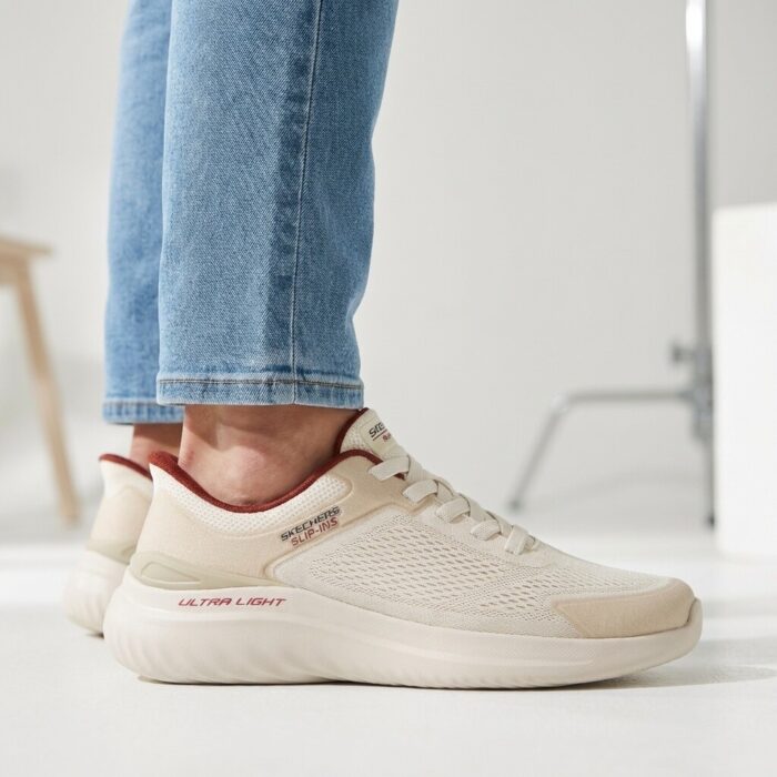 Skechers Slip-Ins Bounder 2.0 Instappers beige