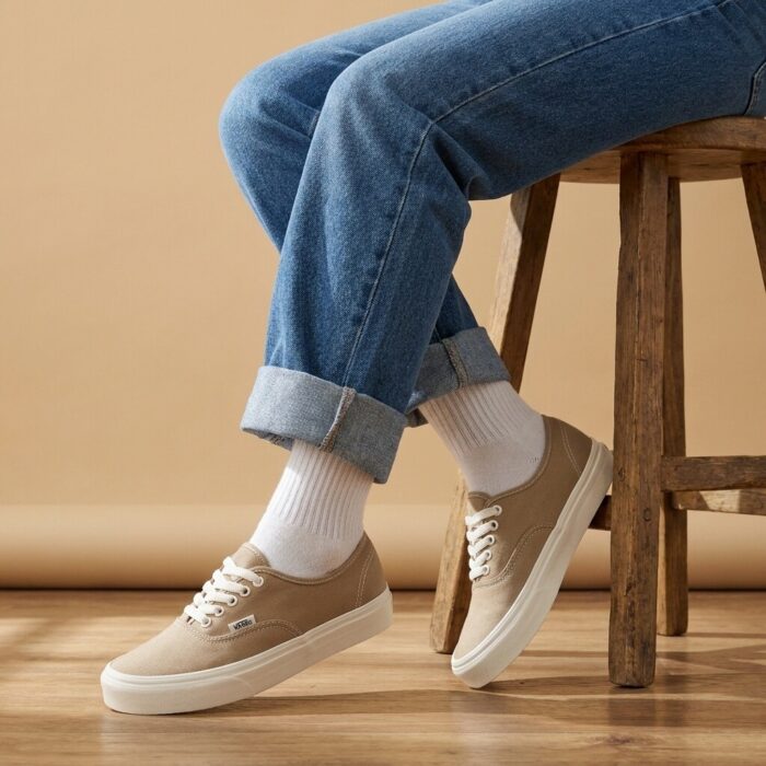 Vans Authentic Color Theory taupe Canvas