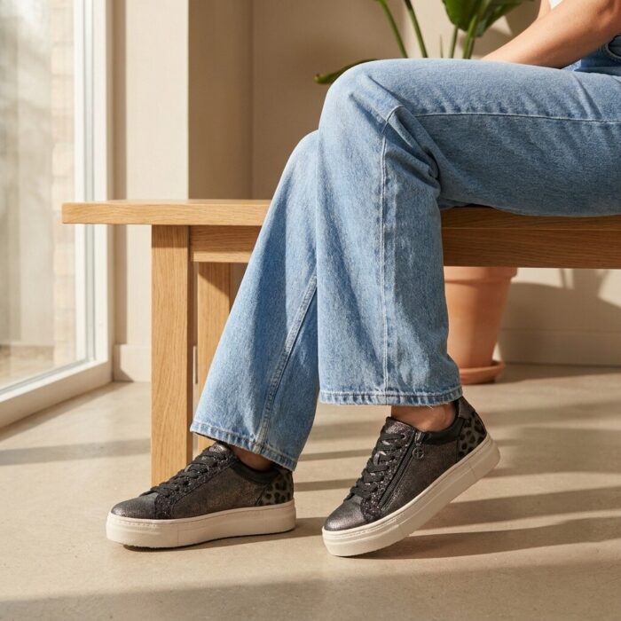 Tamaris Essentials Sneakers grijs Synthetisch