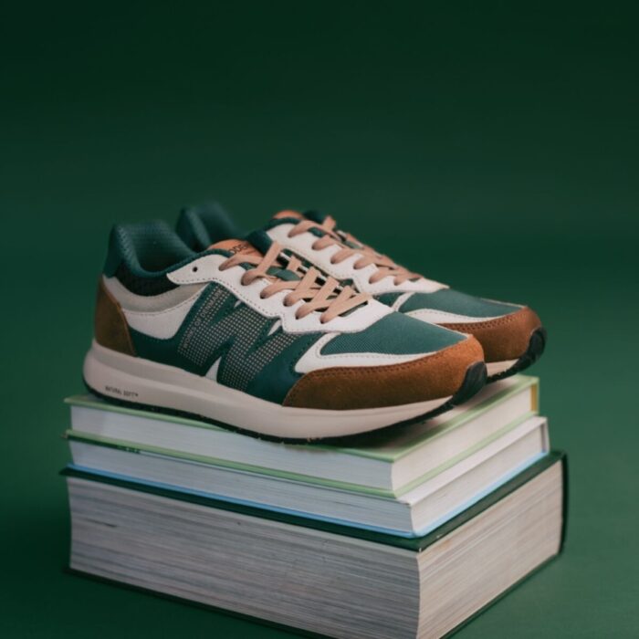 Woden Rigmor Sneakers cognac Suede – Groen