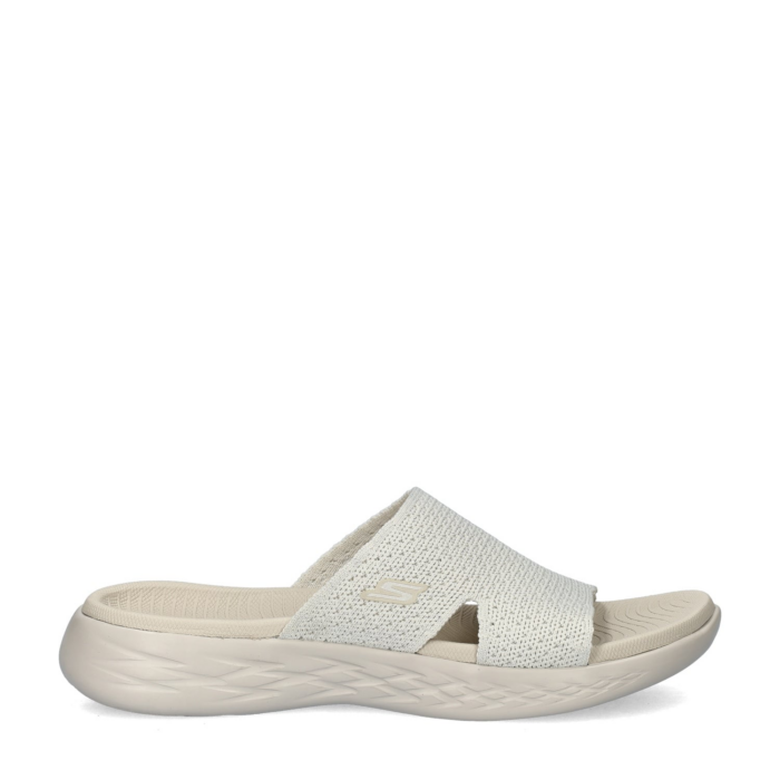 Skechers On the Go slippers – Beige