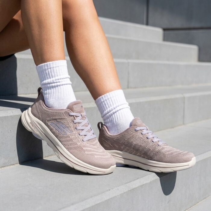 Skechers Go Walk Britt Sneakers taupe Textiel